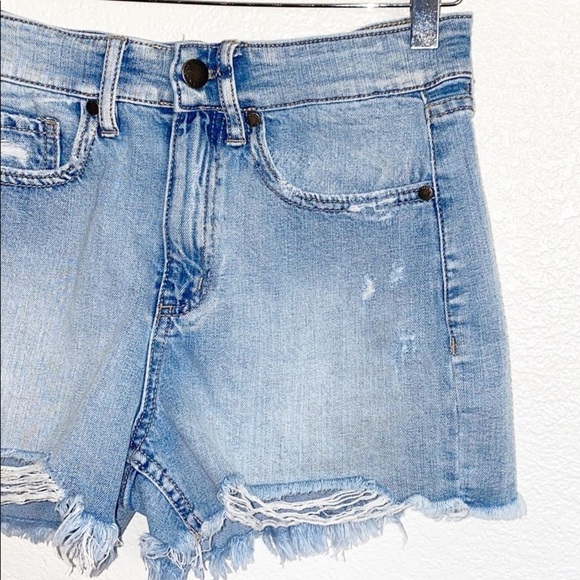 Dip Juniors Light Wash Distressed Jean Shorts - Picture 2 of 7
